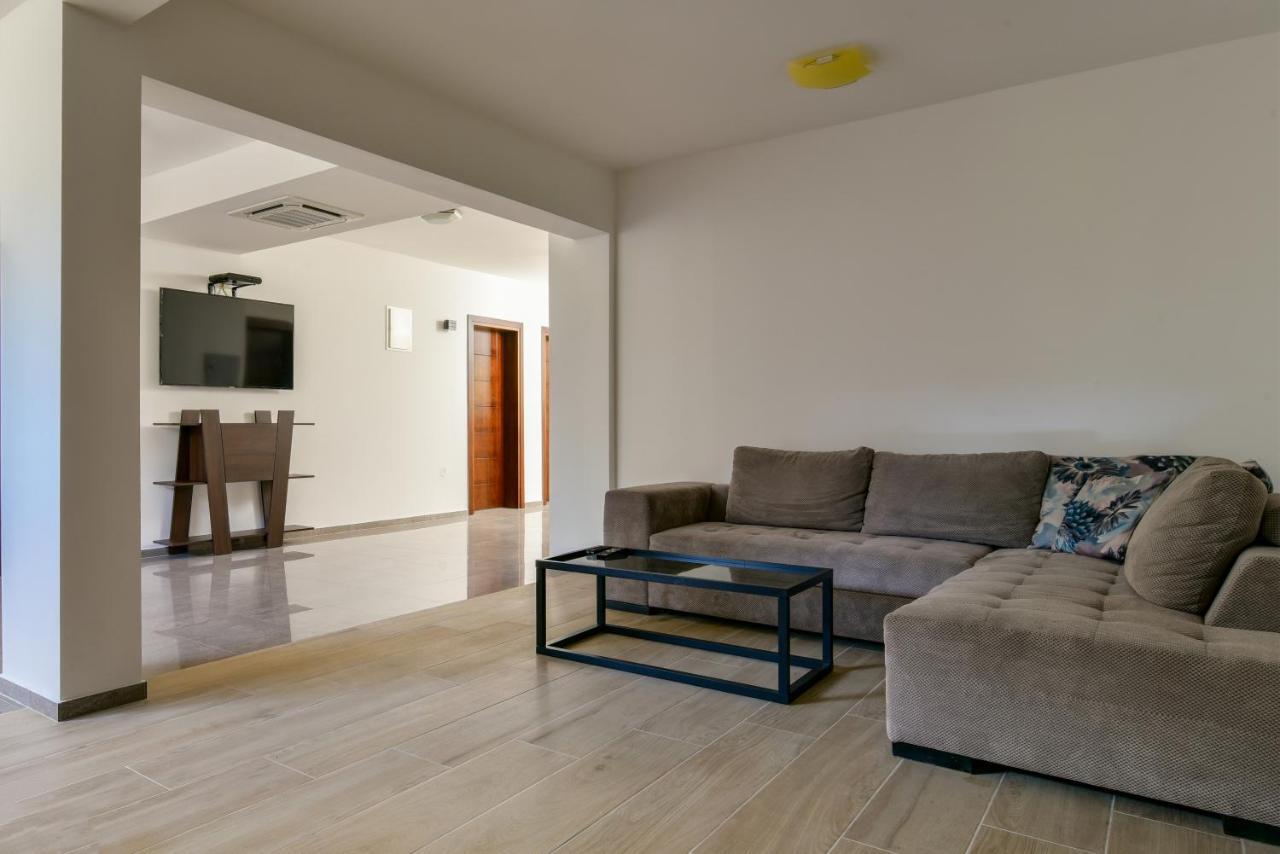 Apartmani Djurovic Улцинь Экстерьер фото